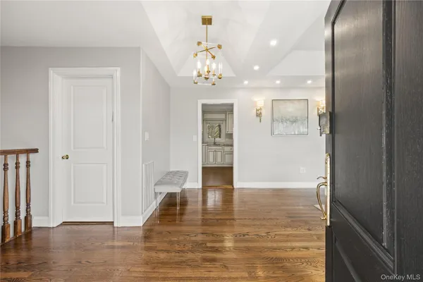 $1,300,000 | 5 Lynne Court, Suffern, NY 10901