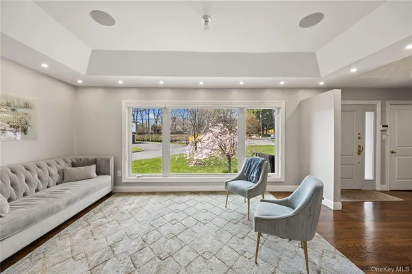 $1,300,000 | 5 Lynne Court, Suffern, NY 10901