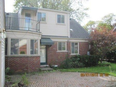 1440 Torrey Road Grosse Pointe, MI 48236 - Photo 3 of 25 003.JPG