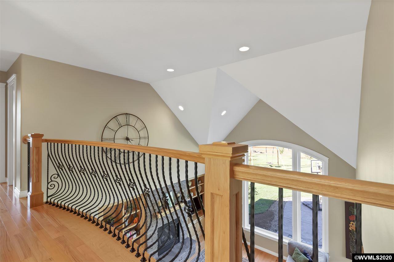 3565 Rhododendron Lane Southeast Salem, OR 97317 - Photo 25 of 31
