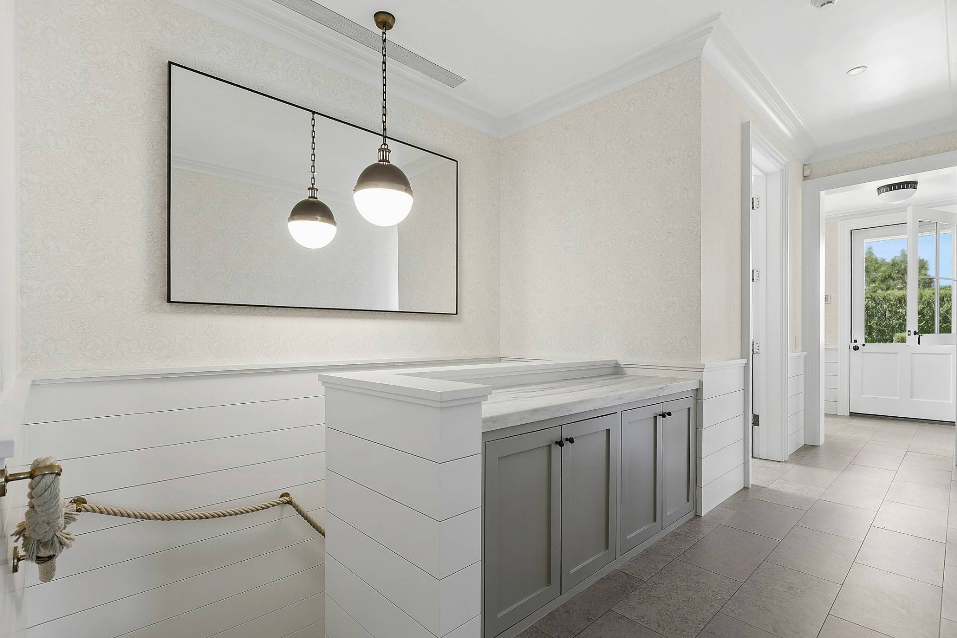 53 Matthews Lane Bridgehampton, NY 11932 - Photo 37 of 50