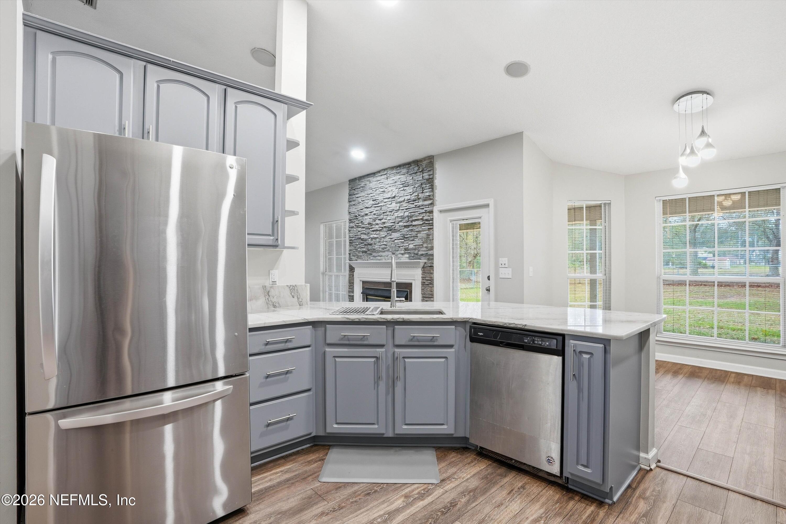 14520 Braddock Road Jacksonville, FL 32218 - Photo 12 of 35 Kitchen