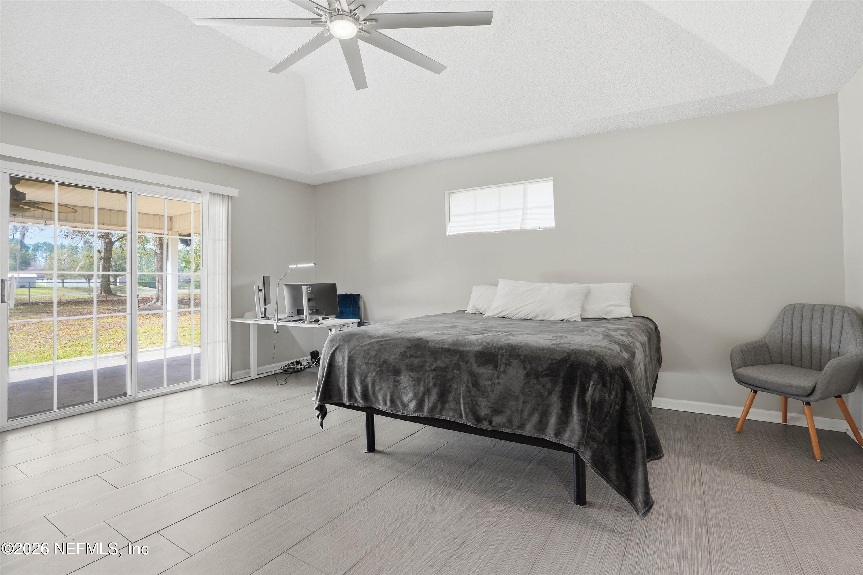 14520 Braddock Road Jacksonville, FL 32218 - Photo 18 of 35 Primary Bedroom