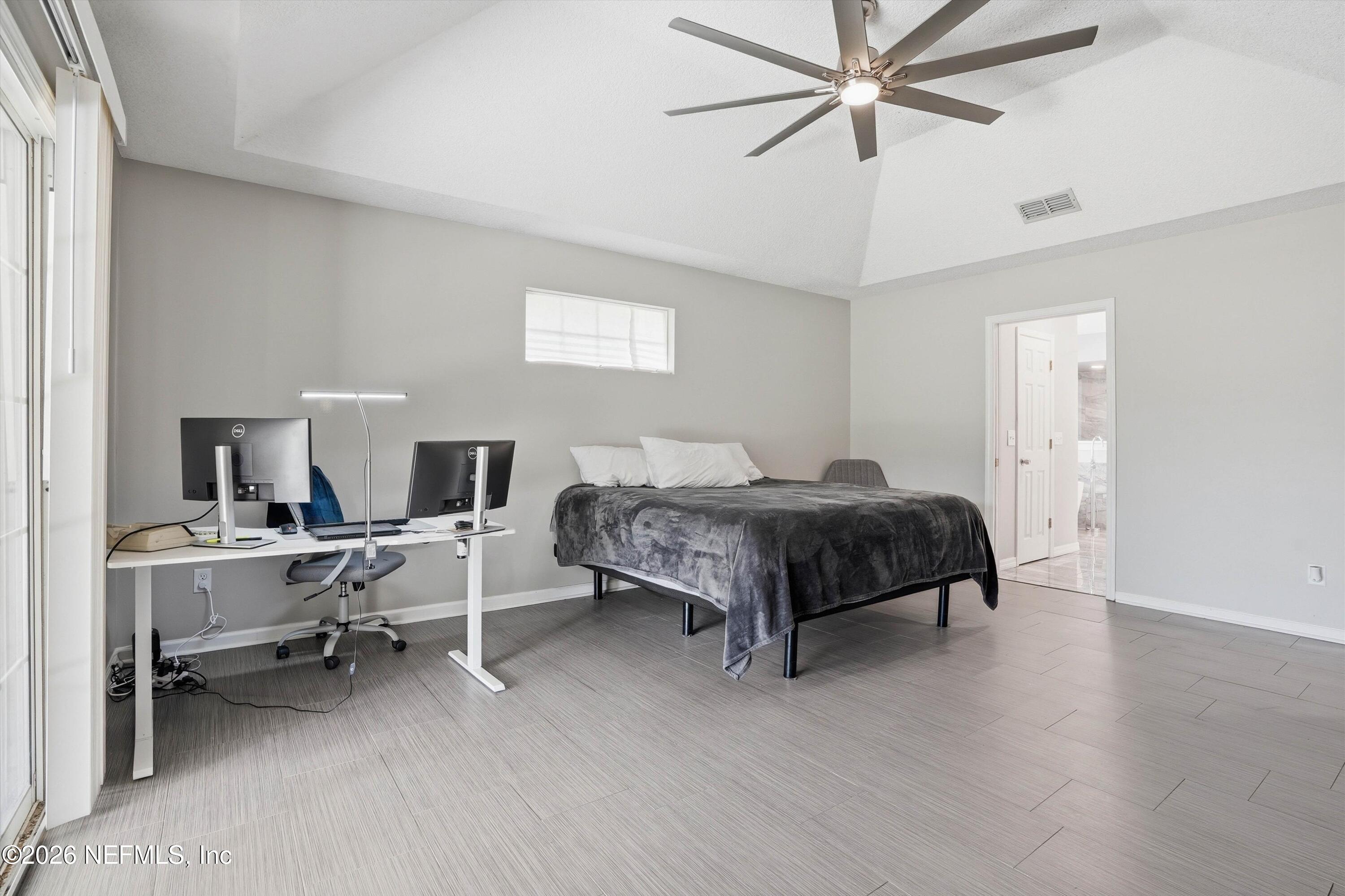 14520 Braddock Road Jacksonville, FL 32218 - Photo 19 of 35 Primary Bedroom