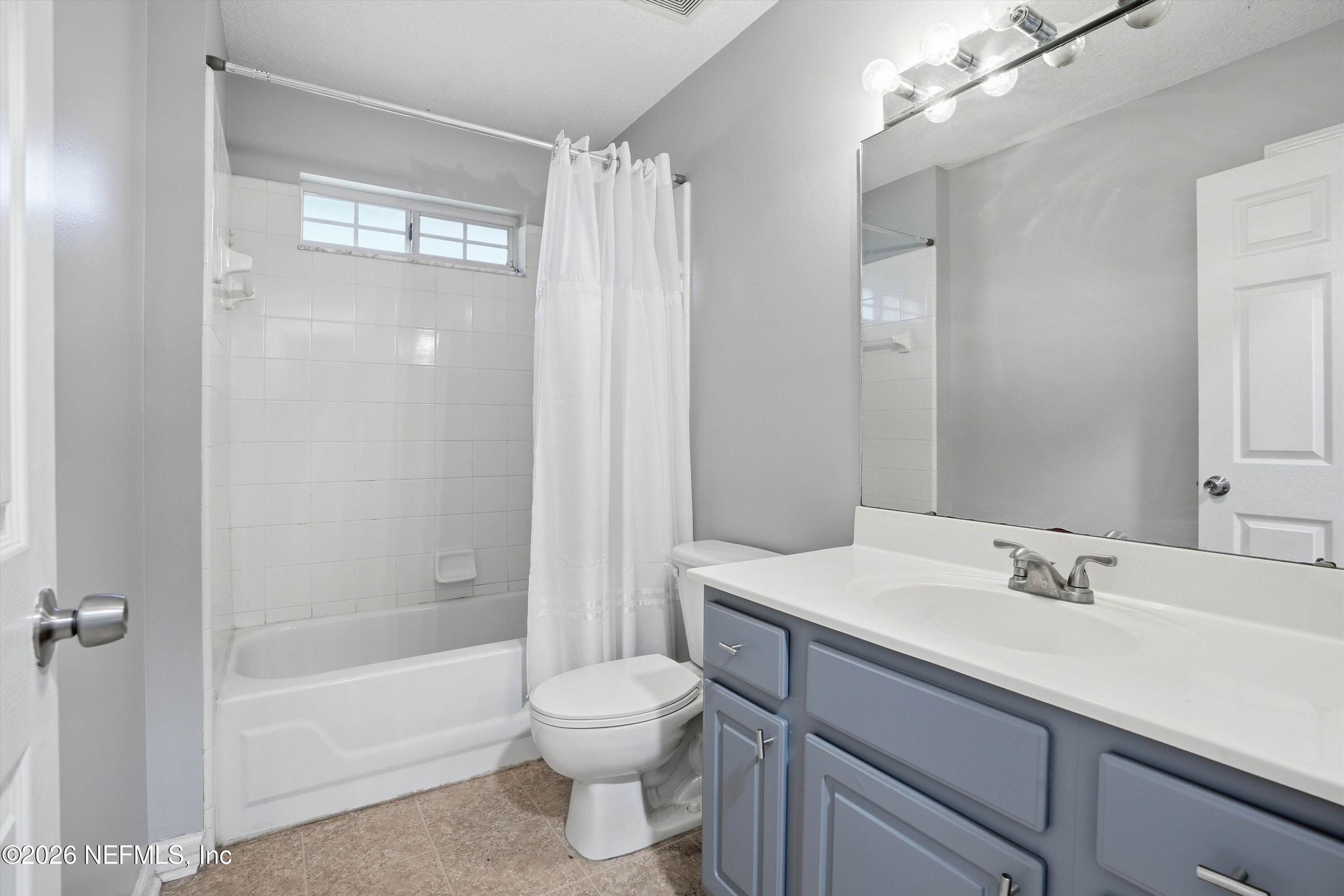 14520 Braddock Road Jacksonville, FL 32218 - Photo 25 of 35 Bathroom 3