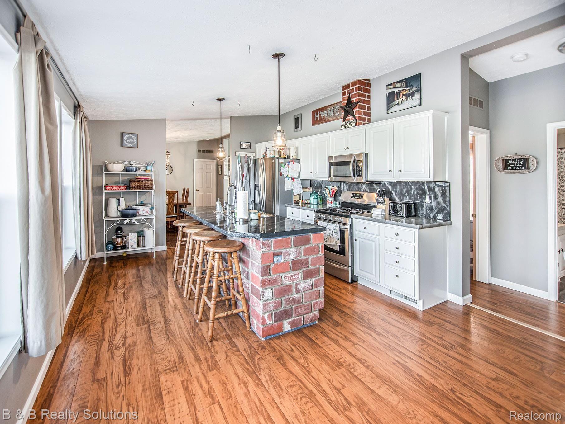 4495-Marlette-Rd_9.jpg