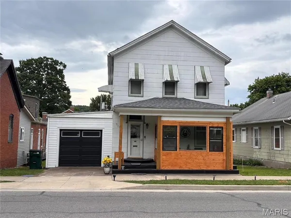 $204,900 | 906 Georgia Street, Louisiana, MO 63353