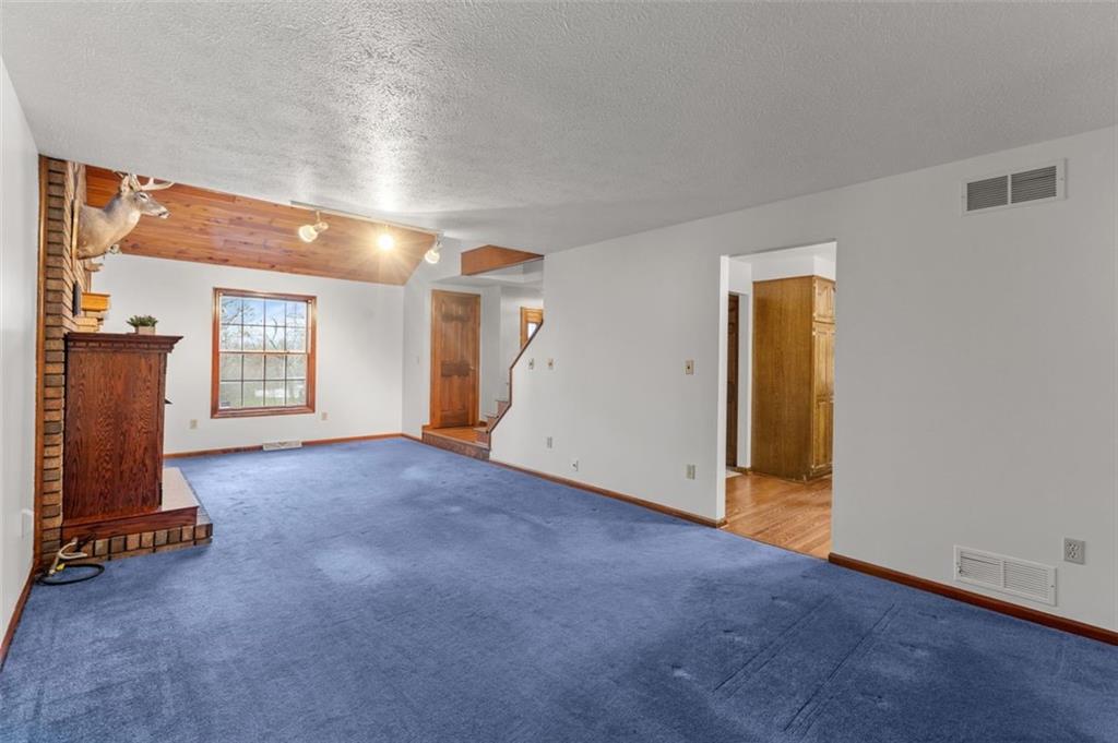 109 Midway Drive McKees Rocks, PA 15136 - Photo 16 of 33 Gallery Image 16