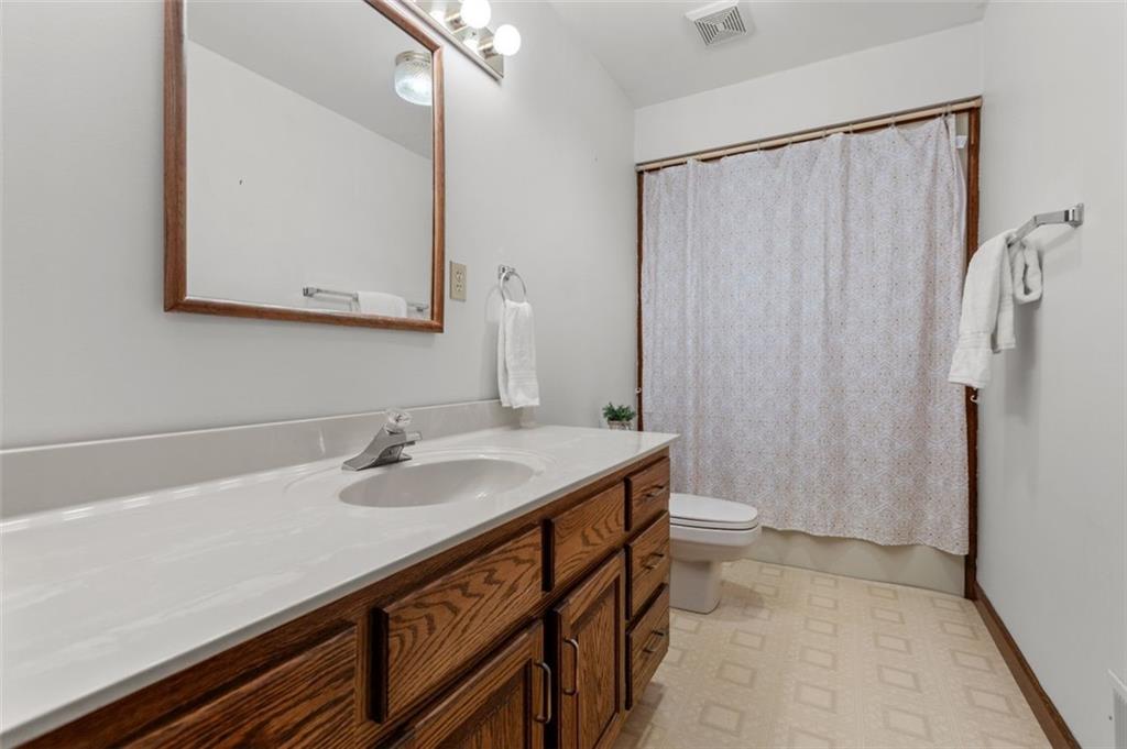 109 Midway Drive McKees Rocks, PA 15136 - Photo 31 of 33 Gallery Image 31