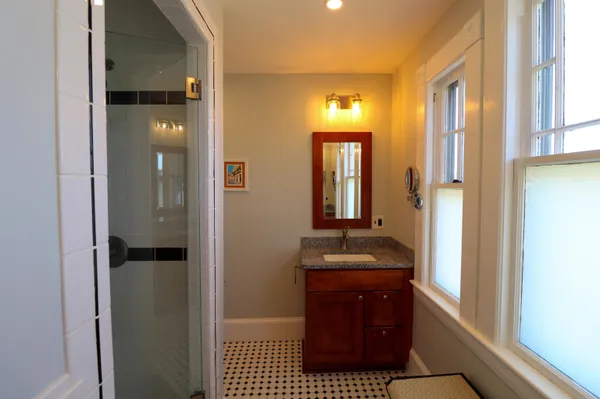 $849,000 | 90 Bank Street, Lebanon, NH 03766