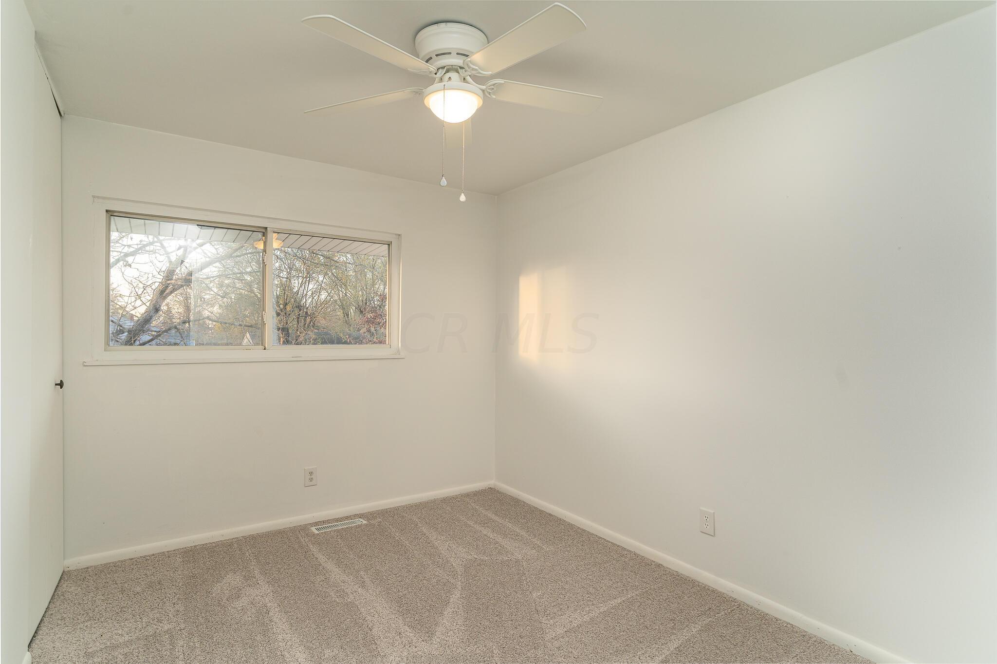 5286 Edgeview Road Columbus, OH 43207 - Photo 16 of 25 Bedroom 2