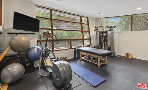 $4,495,000 | 3600 Mandeville Canyon Road, Los Angeles, CA 90049