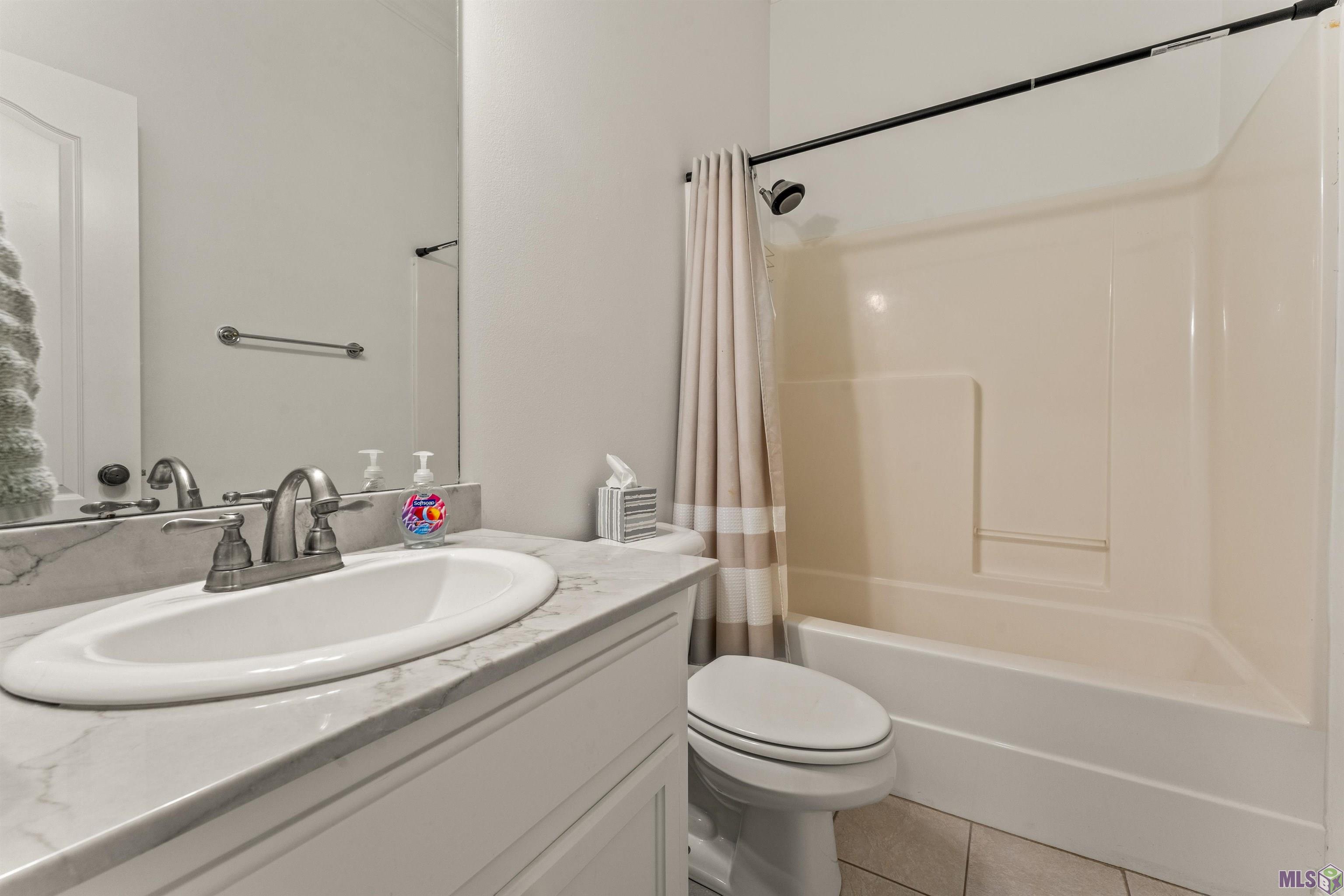 6342 Riverbend Lakes Drive Baton Rouge, LA 70820 - Photo 31 of 52