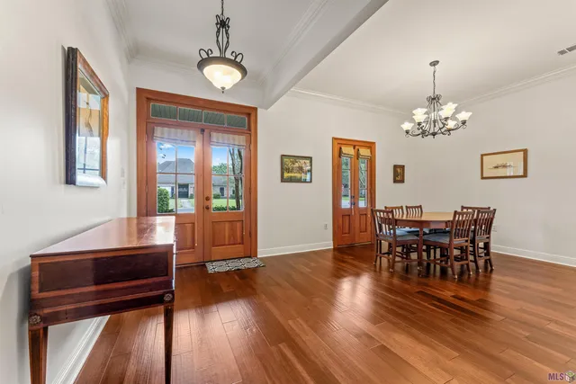 $649,700 | 6342 Riverbend Lakes Drive, Baton Rouge, LA 70820
