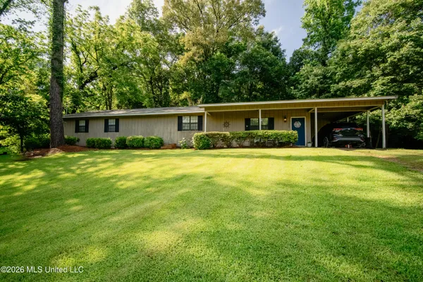$175,000 | 1715 Hood Drive, Yazoo City, MS 39194