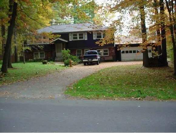 145 Litchfield Road Londonderry, NH 03053 - Photo 1 of 1