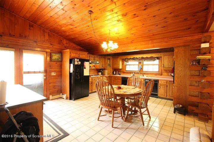 396 Carpenter Road Factoryville, PA 18419 - Photo 4 of 20 Gallery Image 4