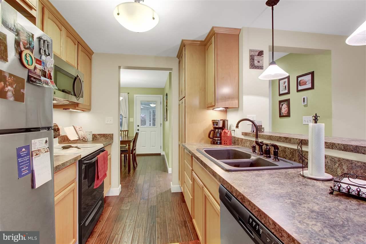 431 Locust Grove Road York, PA 17402 - Photo 8 of 18 Gallery Image 8