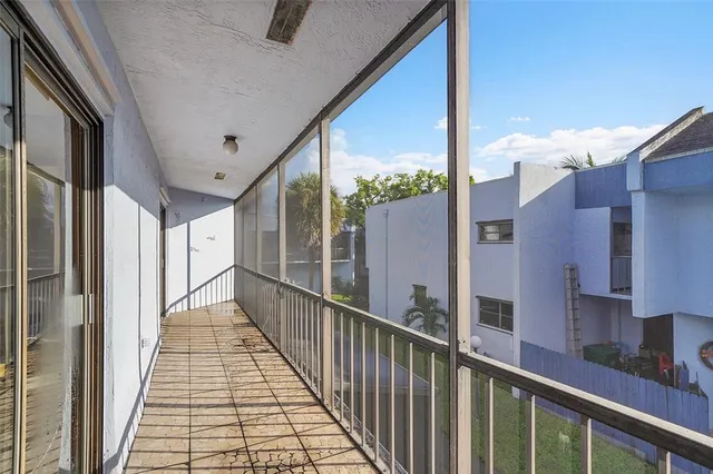 $259,000 | 2774 South University Drive, Unit 10A, Davie, FL 33328