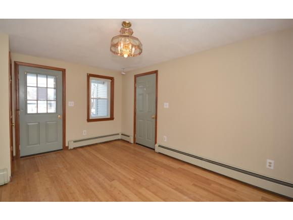 557 Salmon Falls Road Rochester, NH 03868 - Photo 4 of 35