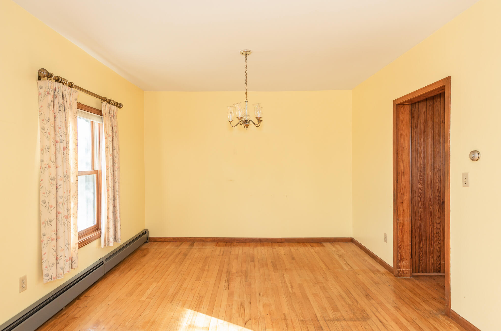 6115 Moe Road Middleville, MI 49333 - Photo 23 of 68 Dining Room