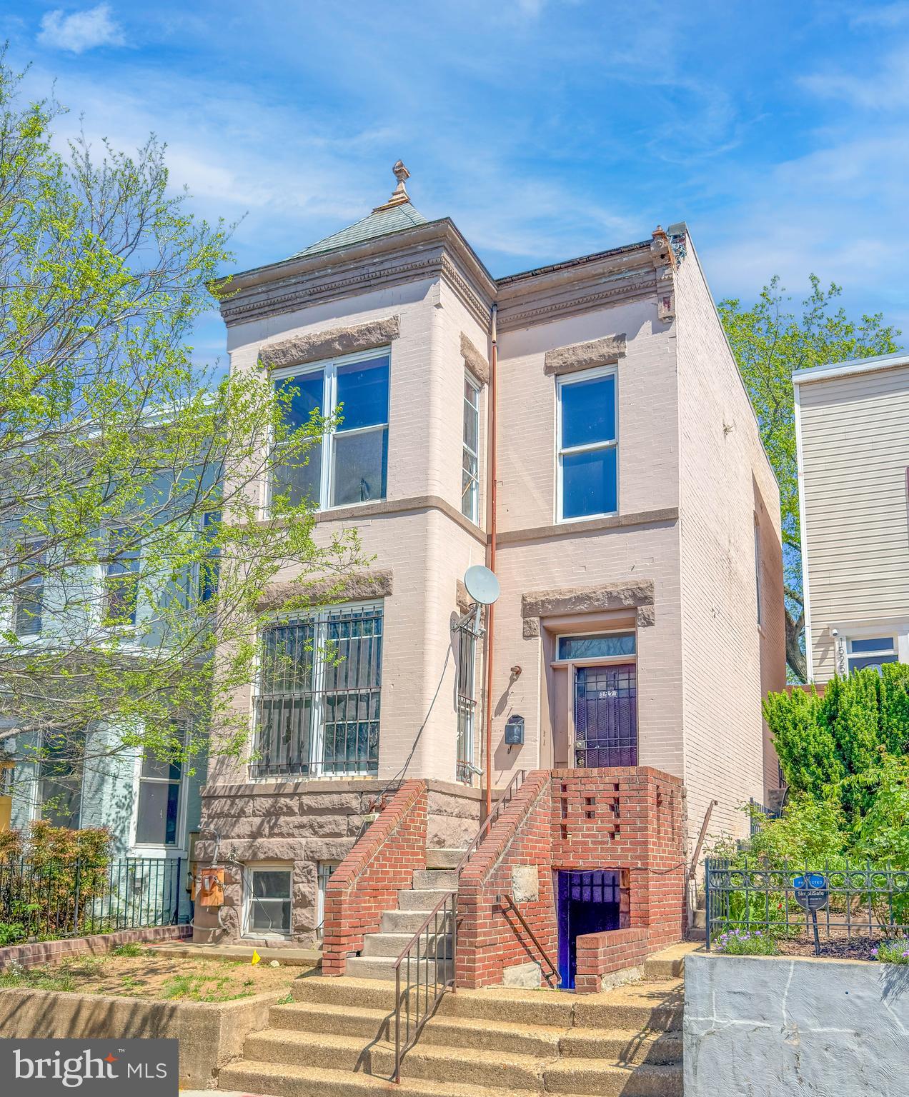 1527 6th Street Northwest Washington, DC 20001 - Photo 1 of 9