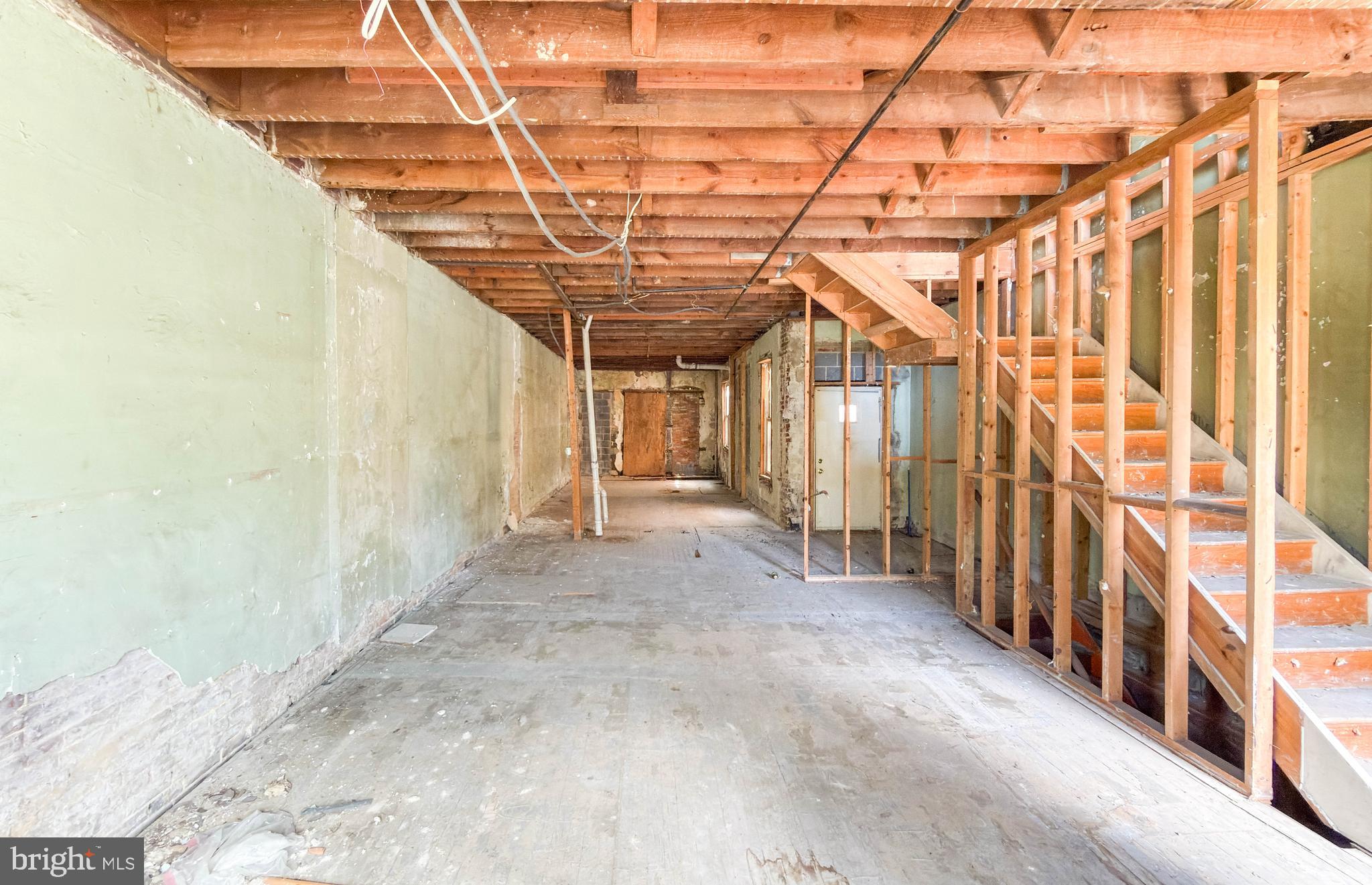1527 6th Street Northwest Washington, DC 20001 - Photo 2 of 9