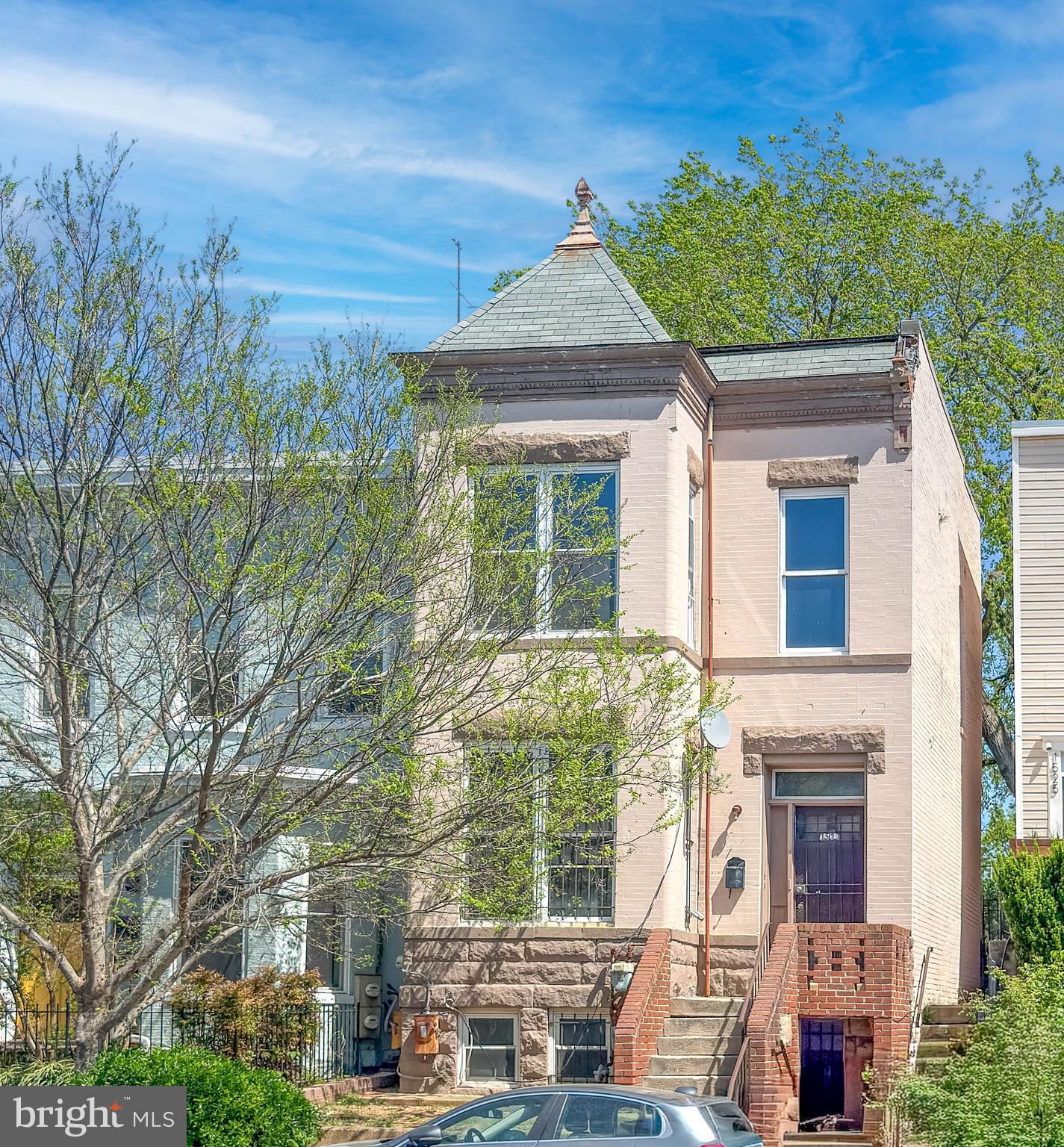 1527 6th Street Northwest Washington, DC 20001 - Photo 8 of 9