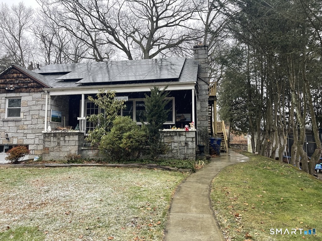 598 Frenchtown Road Bridgeport, CT 06606 - Photo 2 of 7