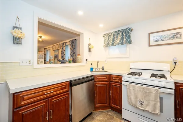 $265,000 | 448 Alfred Avenue, Evans, NY 14006