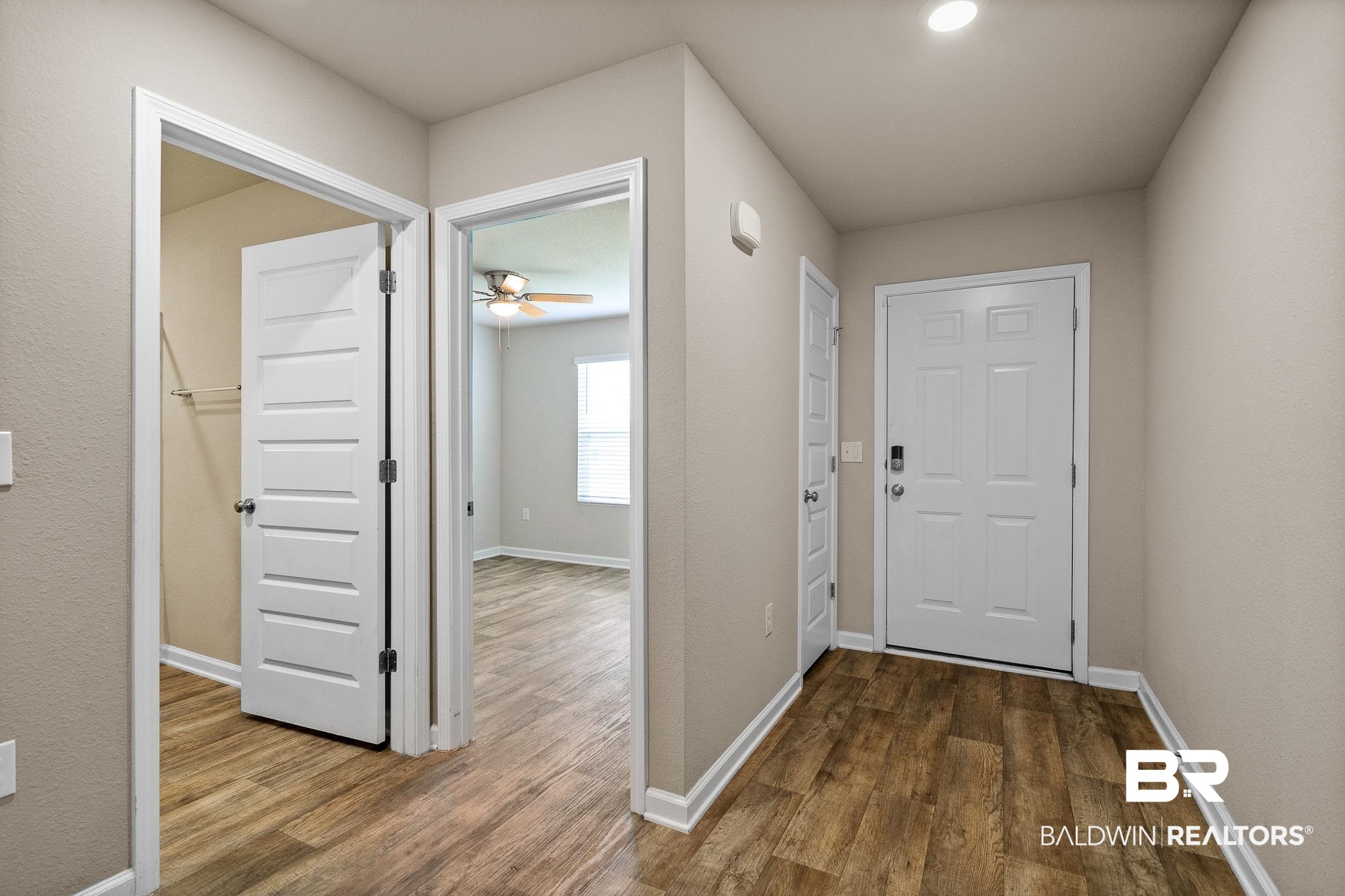 8040 Pickwick Dr. Foley, AL 36535 - Photo 3 of 18