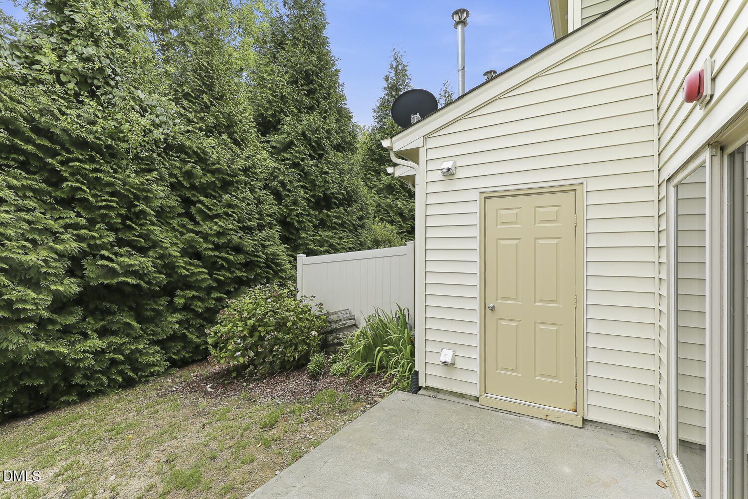 7829 Allscott Way Raleigh, NC 27612 - Photo 9 of 12 Private Backyard