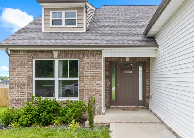 $1,900 | 125 Tomahawk Point, Clarksville, TN 37040