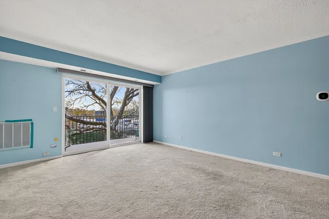 $250,000 | 500 West Huntington Commons Road, Unit 253, Mount Prospect, IL 60056