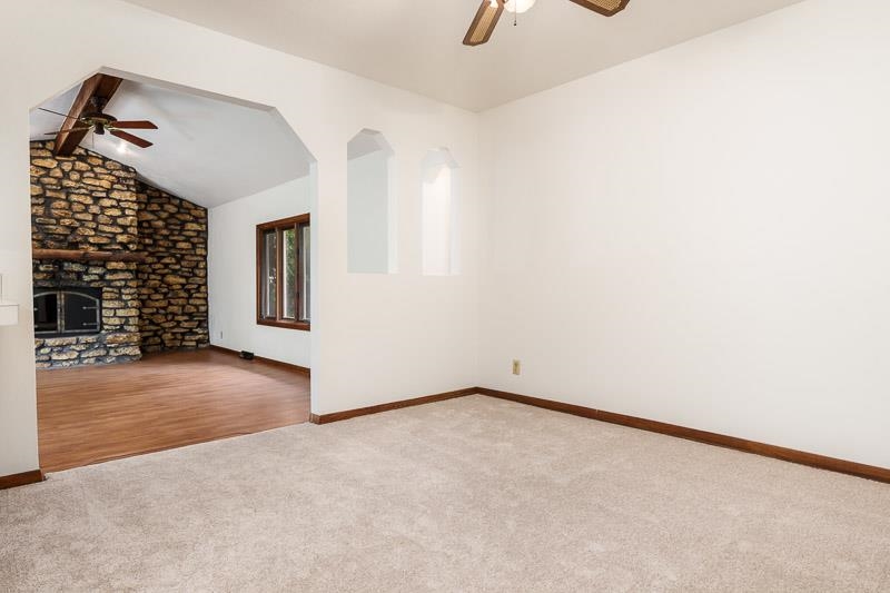 12222 Rae Ann Road Roscoe, IL 61073 - Photo 17 of 40