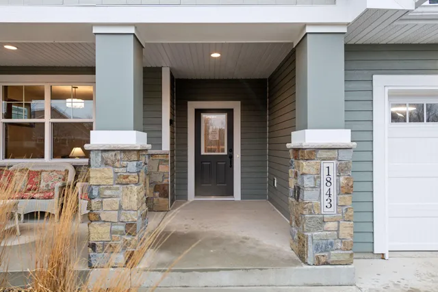 $798,950 | 1843 Campfire Drive East, Waconia, MN 55387