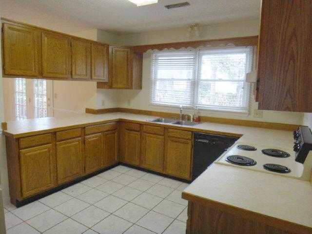 1625 Coventry Road Surfside Beach, SC 29575 - Photo 5 of 15