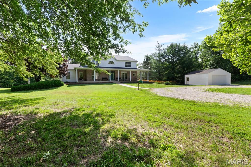 4 Hahn Estate Road Winfield, MO 63389 - Photo 1 of 51