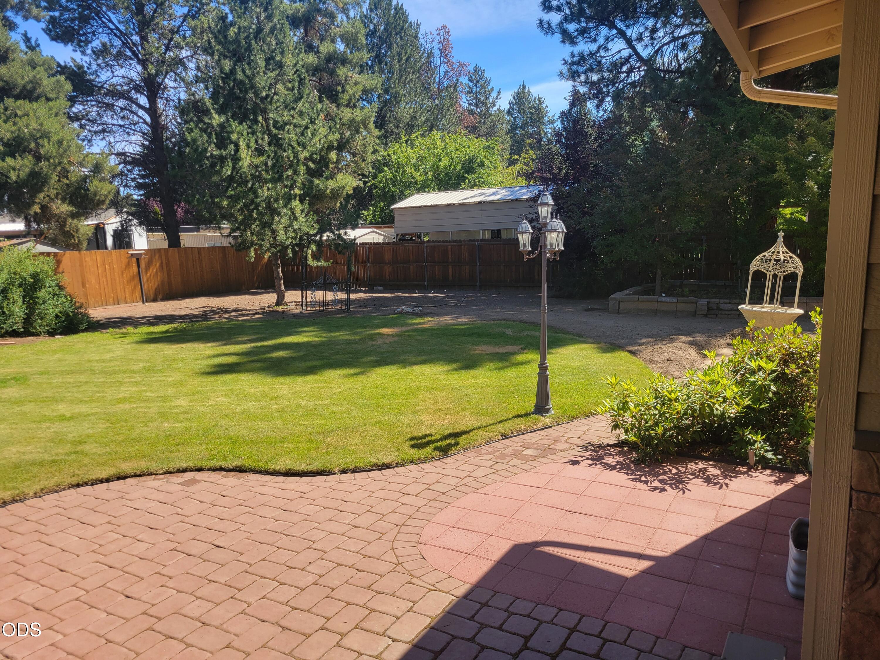 21140 Wilderness Way Bend, OR 97702 - Photo 56 of 101