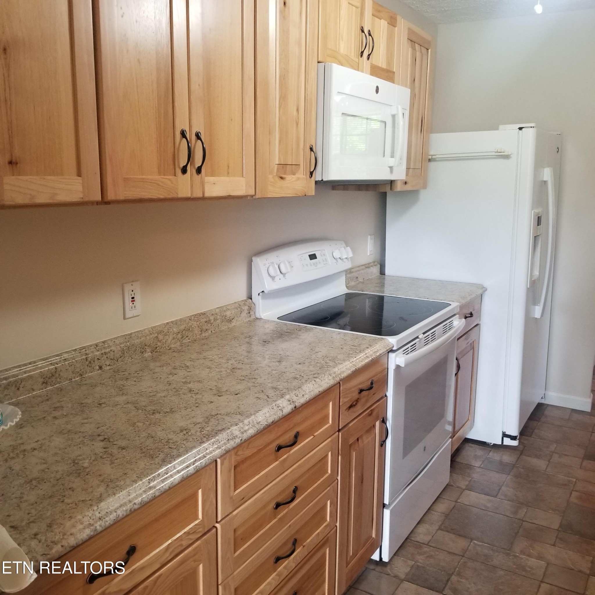 206 Woods Road Oliver Springs, TN 37840 - Photo 23 of 23 Gallery Image 23