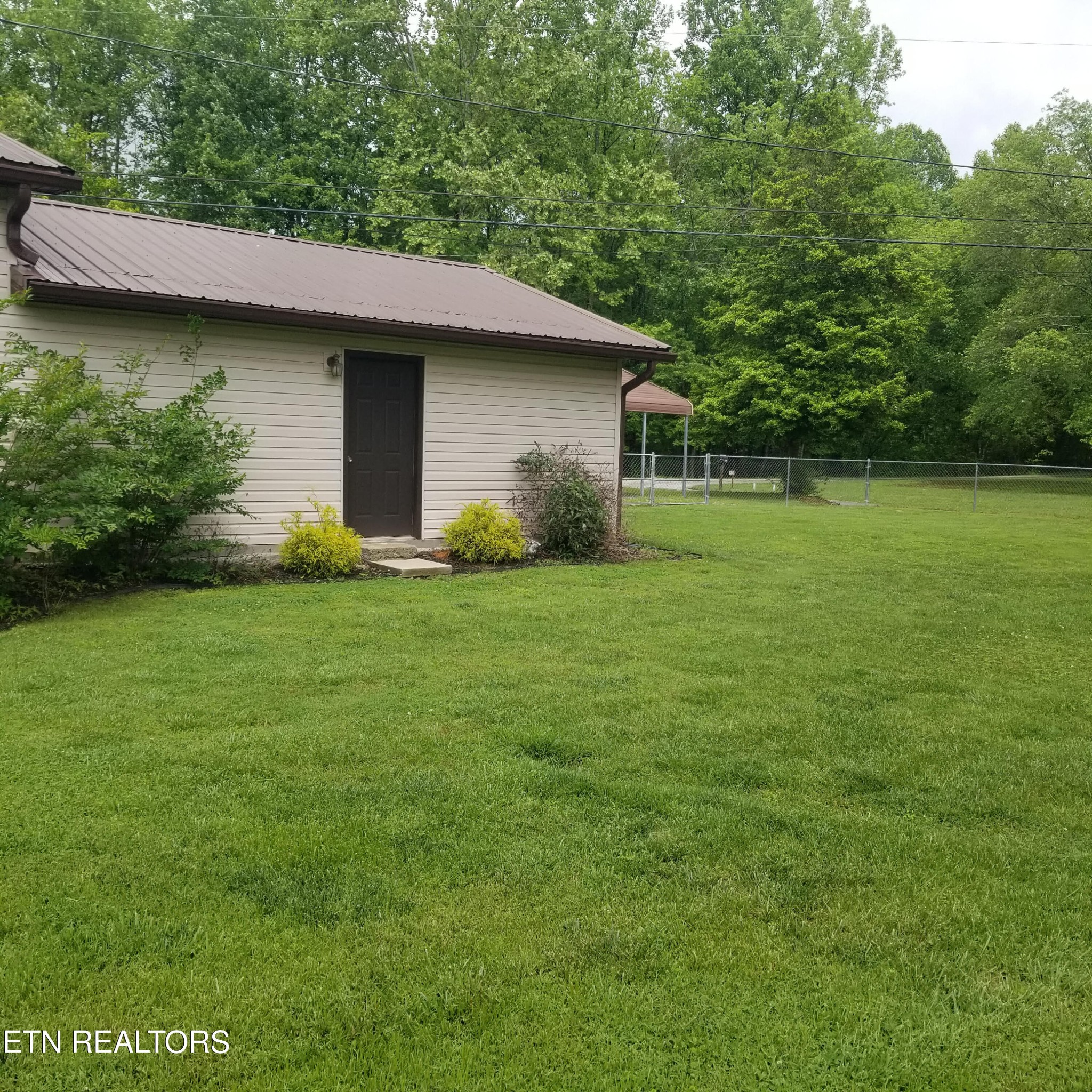 206 Woods Road Oliver Springs, TN 37840 - Photo 4 of 23 Gallery Image 4