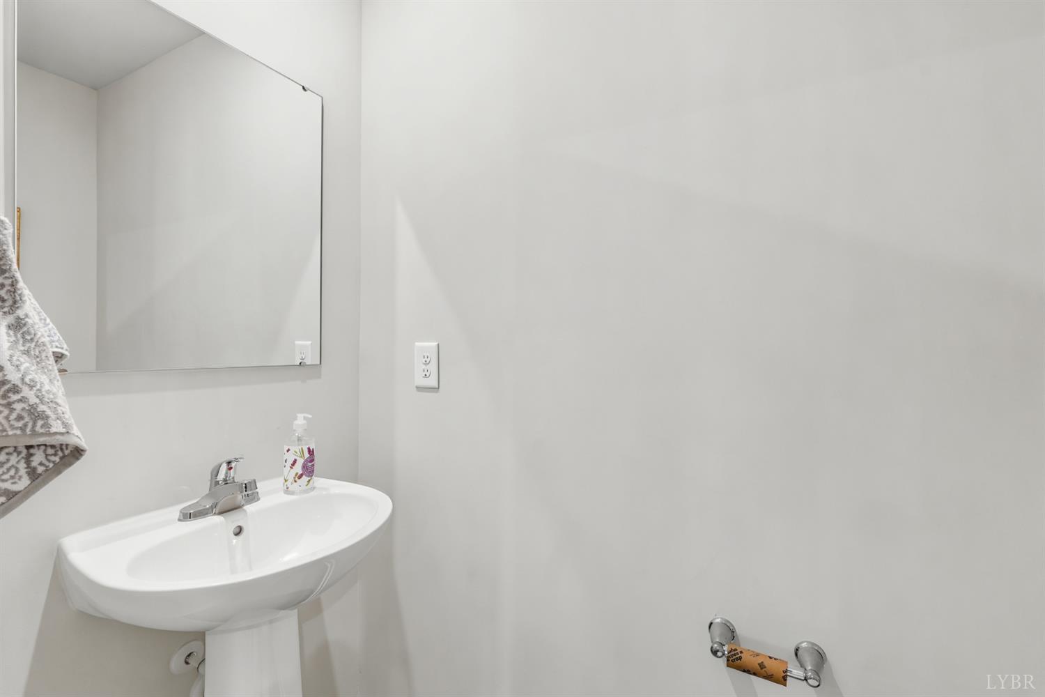 174 Robinia Road Lynchburg, VA 24501 - Photo 21 of 54 Gallery Image 21
