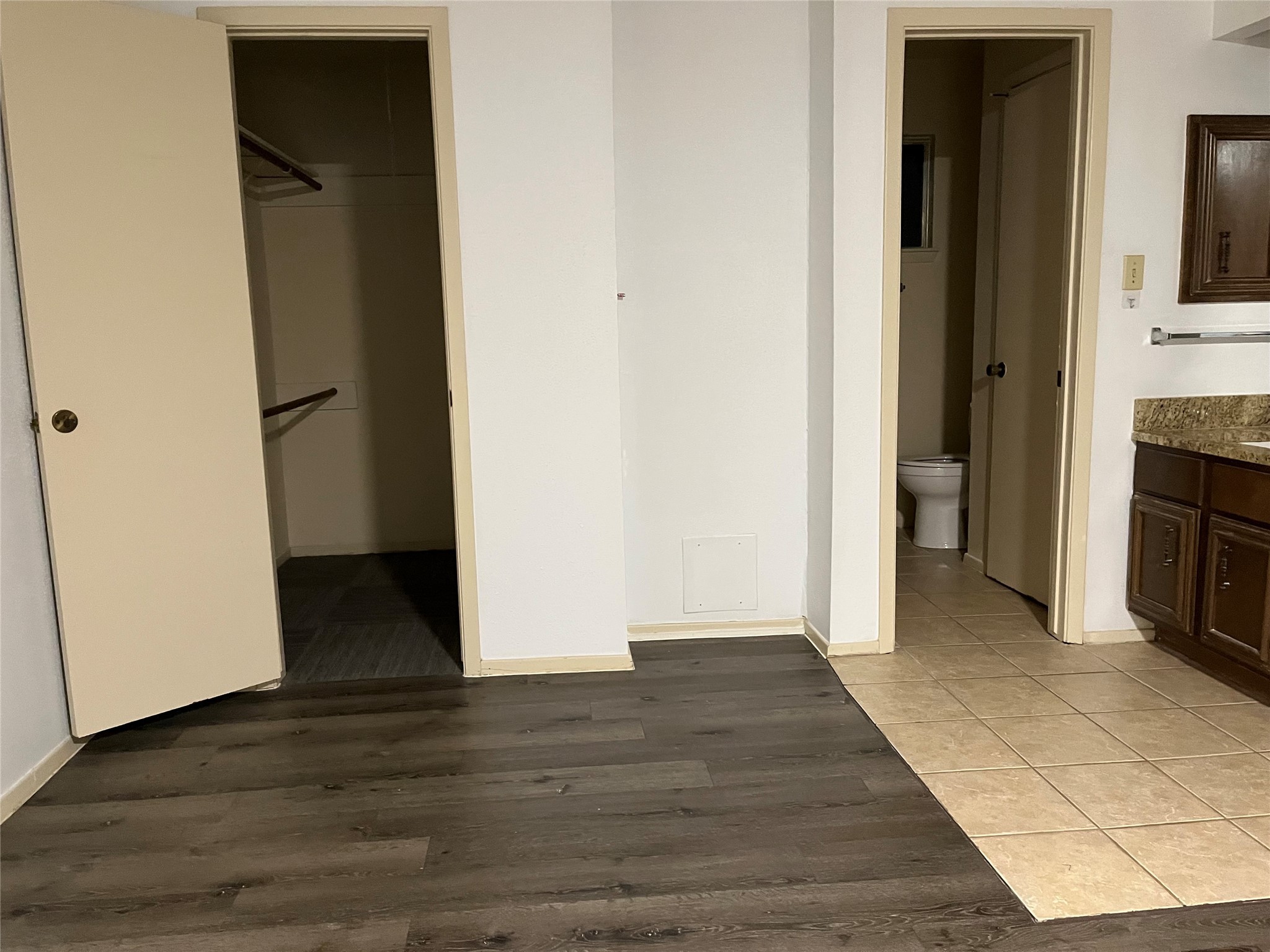 5535 Ashgate Drive Spring, TX 77373 - Photo 7 of 15 Master bath with large walk-in closet.