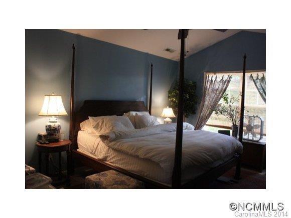 12 West Raleigh Road Asheville, NC 28803 - Photo 8 of 15 Gallery Image 8