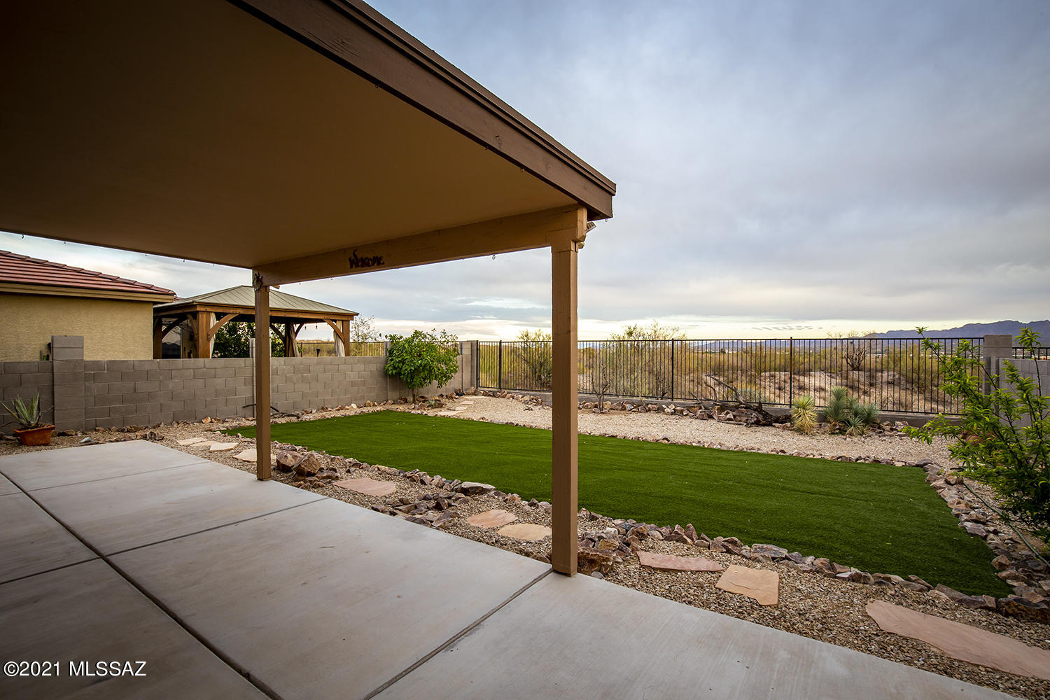 5741 West Rattler Street Tucson, AZ 85742 - Photo 6 of 32