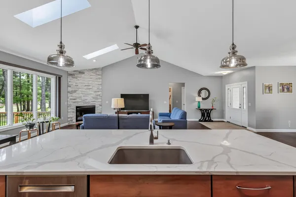 $650,000 | 3950 Hampshire Hill Lane, Twin Lake, MI 49457