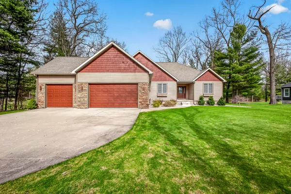 $650,000 | 3950 Hampshire Hill Lane, Twin Lake, MI 49457
