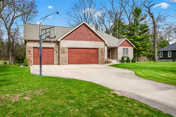 $650,000 | 3950 Hampshire Hill Lane, Twin Lake, MI 49457