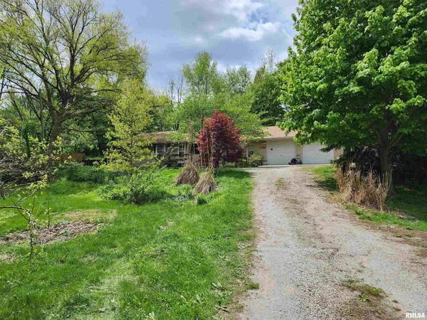 $165,000 | 500 Claypool Street, Cantrall, IL 62625