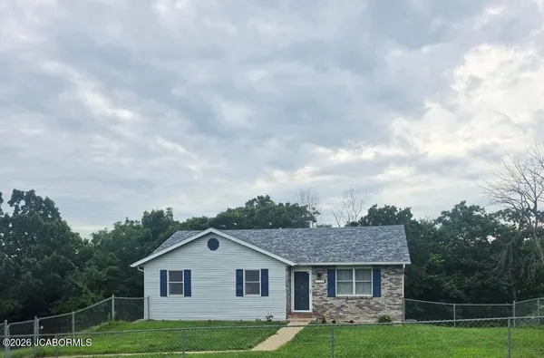 $264,900 | 1612 Summit View Drive, Holts Summit, MO 65043